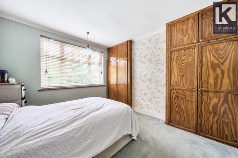 3 bedroom terraced house for sale, Stoneleigh Avenue, Worcester Park, KT4