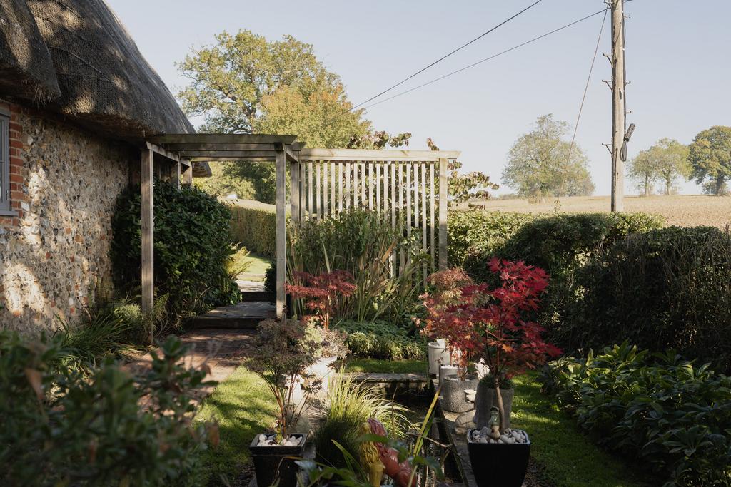 313853 - Bull Hill Cottage, Hawstead-13.jpg