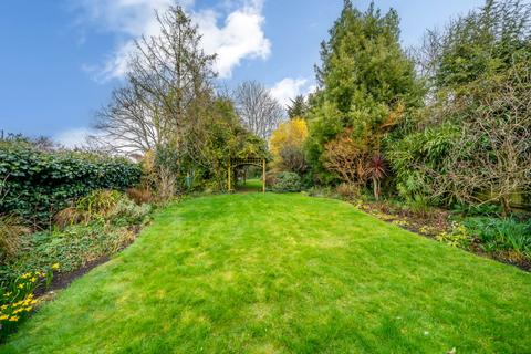 4 bedroom semi-detached house for sale, Eastlands Crescent, Dulwich, SE21