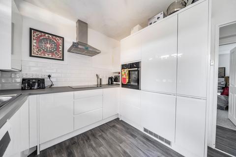 undefined, Croydon Road, London
