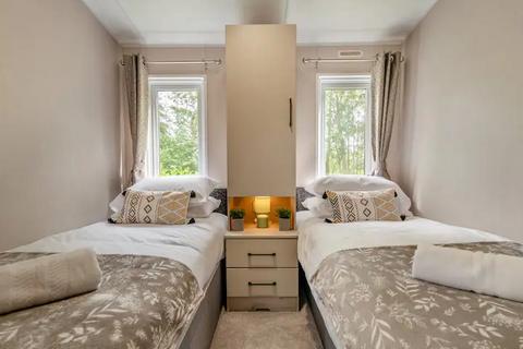 2 bedroom lodge for sale, Pickering YO18