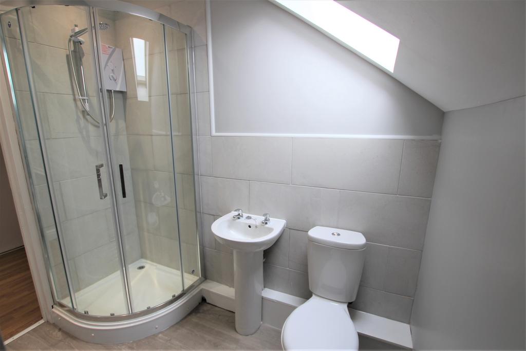 Student bathroom 1