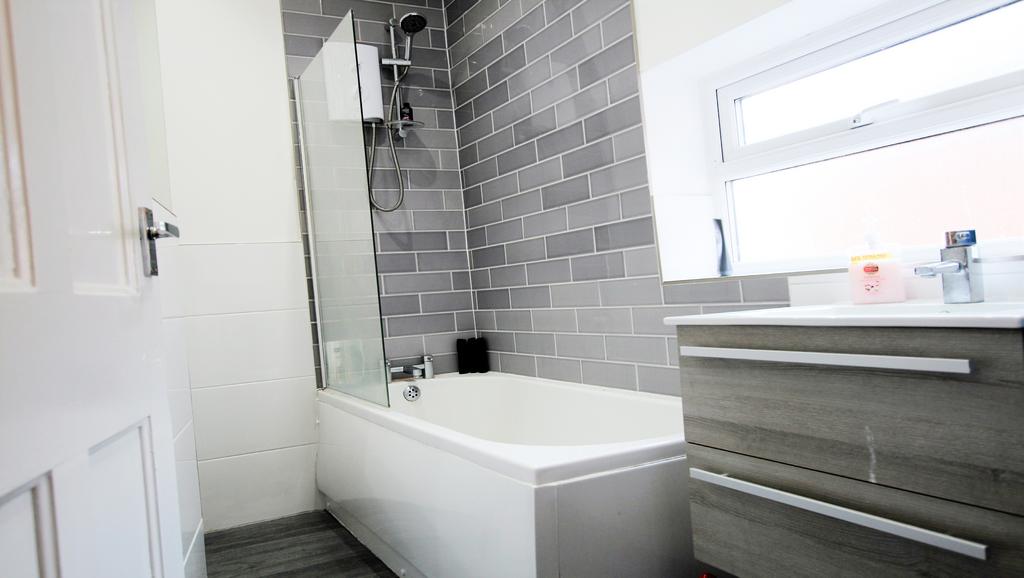 Bathroom 40 cartingt