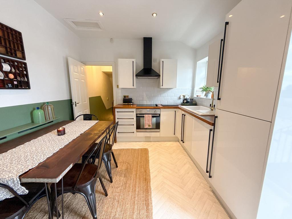 Dining Kitchen