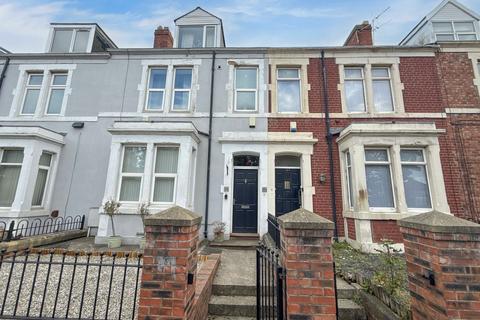 3 bedroom flat for sale, Durham Road, Gateshead, NE8