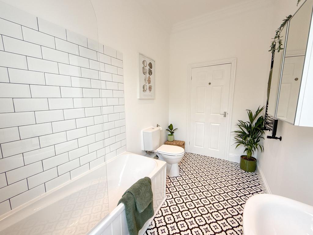 Main Bathroom