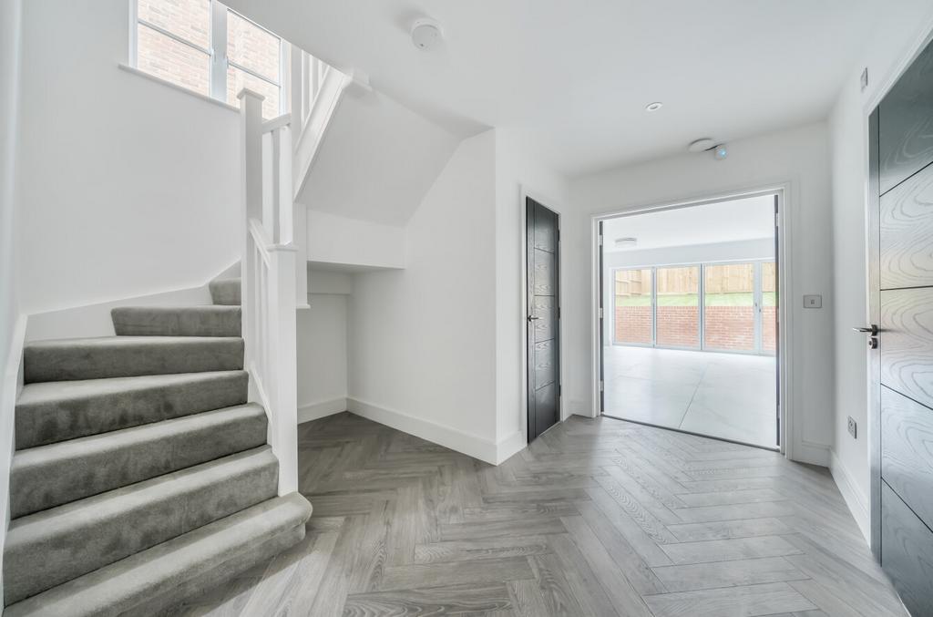 1363822-11-68e649...