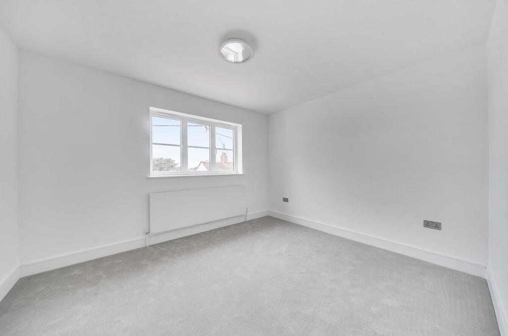 1363822-8-68e6492...