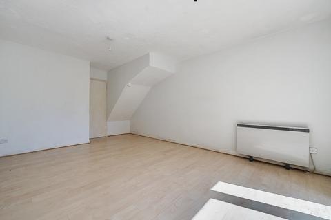2 bedroom terraced house for sale, Walker Gardens, Hedge End, Southampton, Hampshire, SO30