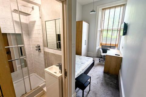 3 bedroom flat to rent, Eslington Road, Tyne and Wear NE2