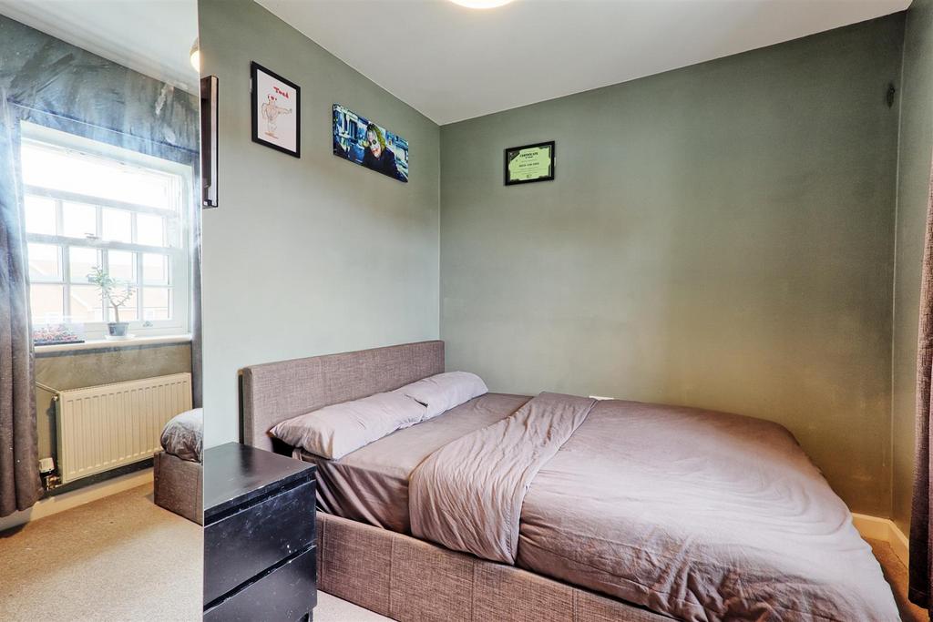 IMG 7783 4 5 easy HDR-interior3.jpg