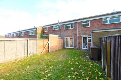 undefined, Gordon Richards Close, Newmarket CB8