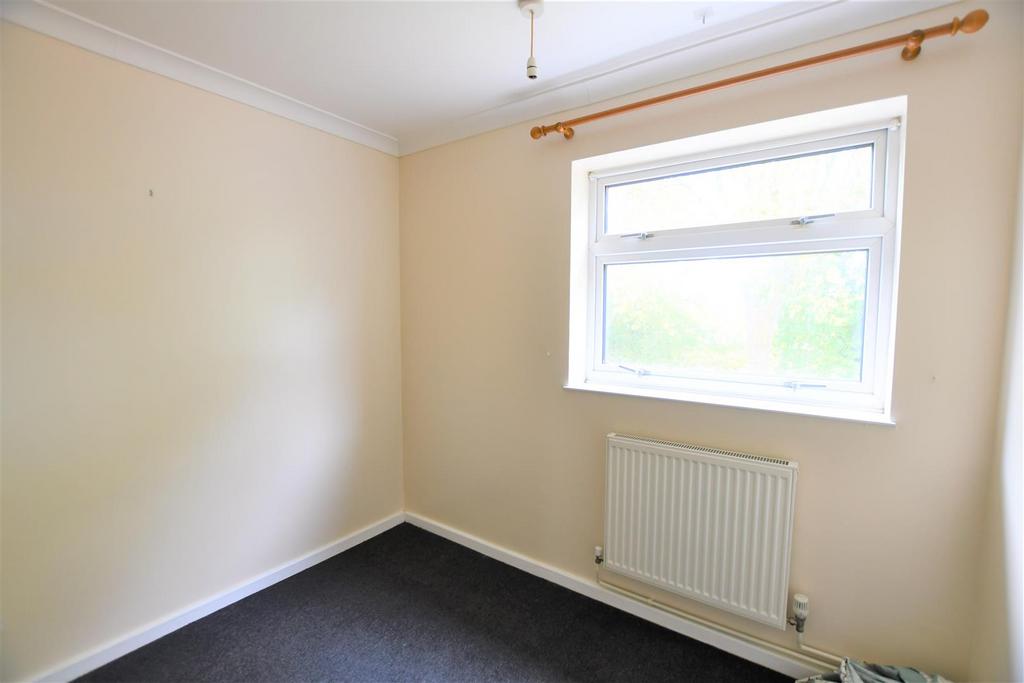 Gordan Richards Bedroom 3.JPG