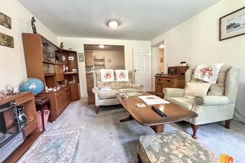 2 bedroom flat for sale, Waterside, Lordsmill Court Waterside, HP5