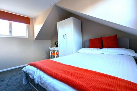 undefined, Compton Street, Chesterfield, S40