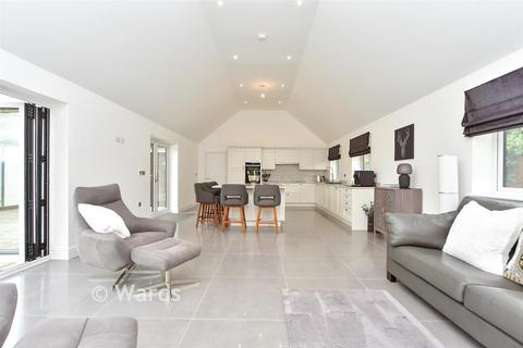undefined, Wybournes Lane, Rochester ME3