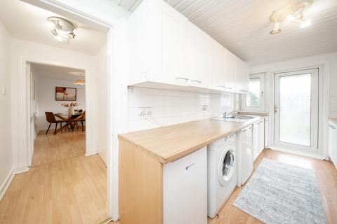 2 bedroom flat for sale, 3/11 Alan Breck Gardens, Edinburgh, EH4