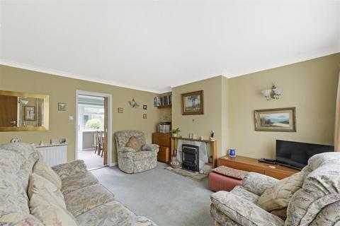 3 bedroom detached house for sale, Adisham Drive, Maidstone ME16
