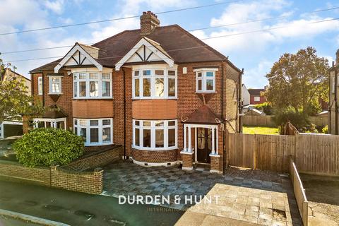 3 bedroom semi-detached house for sale, Ashmour Gardens, Romford, RM1