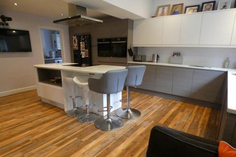 4 bedroom detached house for sale, Holdenby Close, Market Harborough LE16