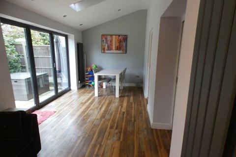 4 bedroom detached house for sale, Holdenby Close, Market Harborough LE16