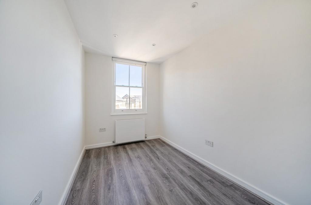 1363572-1-68e3a4c...