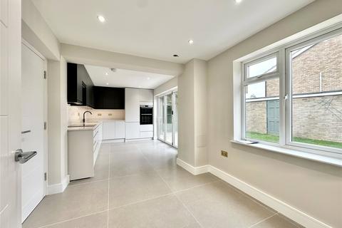 5 bedroom semi-detached house to rent, Wych Elms, Park Street, St. Albans, Hertfordshire, AL2