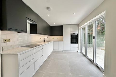 5 bedroom semi-detached house to rent, Wych Elms, Park Street, St. Albans, Hertfordshire, AL2