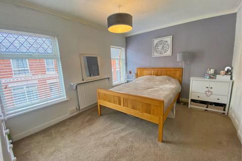 2 bedroom terraced house for sale, Princes Street, Kettering, NN16
