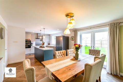 4 bedroom detached house for sale, Awsworth Place,, Harworth & Bircotes, Doncaster, South Yorkshire, DN11