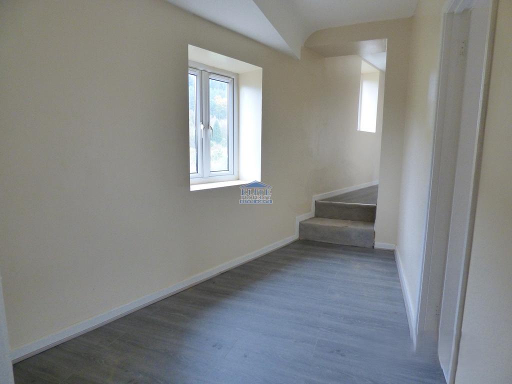 1st Floor Landing