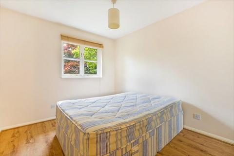 1 bedroom flat to rent, Rosamund Close, South Croydon, CR2 7EW