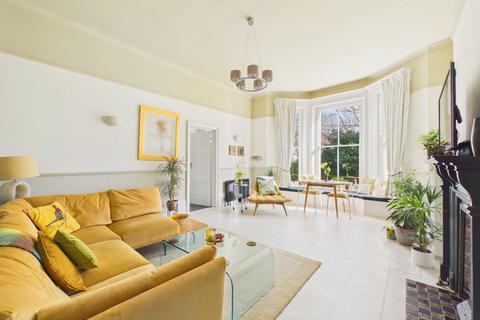 2 bedroom apartment for sale, Trinity Crescent, Kent CT20