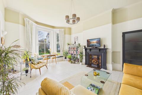 2 bedroom apartment for sale, Trinity Crescent, Kent CT20
