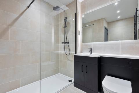 2 bedroom apartment for sale, Defiant Close, Folkestone CT18