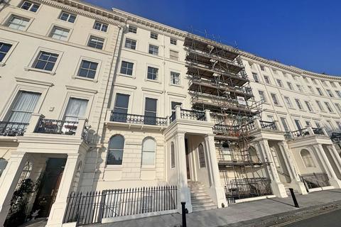 Adelaide Crescent, Hove