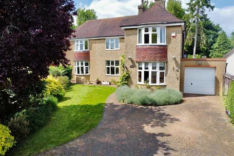 4 bedroom detached house for sale, Glenville, Spinney Hill NN3