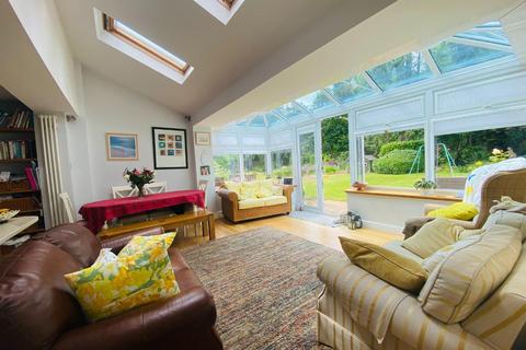 4 bedroom detached house for sale, Glenville, Spinney Hill NN3