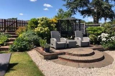 4 bedroom detached house for sale, Hough Hill, Swannington, Coalville