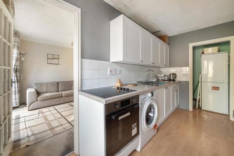 22 Hazelrig Drive, Thame, OX9 3XL