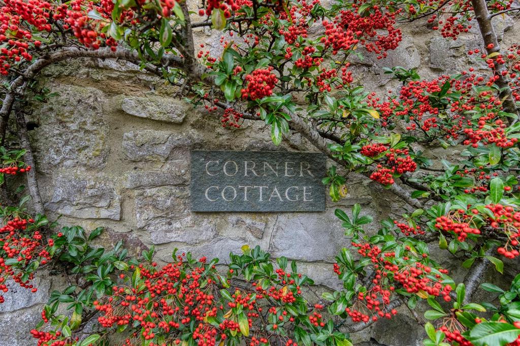 Saxton Mee Corner Cottage 0038.jpg