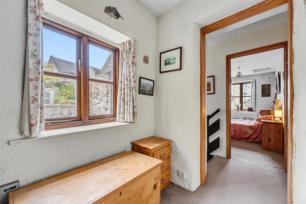 Saxton Mee Corner Cottage 0005.jpg