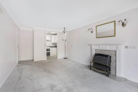 undefined, Retirement Flat - Trinity Court, Marlow