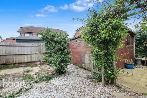 3 bedroom detached house for sale, Manor House Drive, Ashford