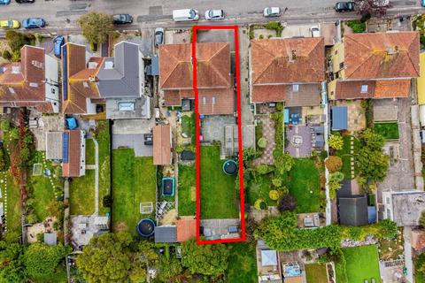 undefined, Clarkson Ave, Milton, BS22