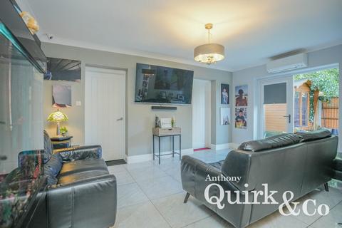 5 bedroom detached house for sale, Azalea Mews, Canvey Island, SS8