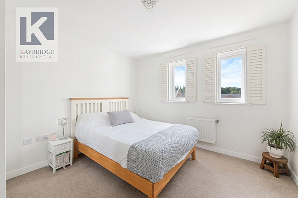 Longland Place, Epsom