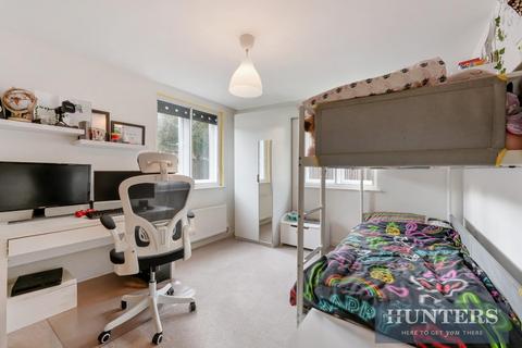 2 bedroom flat for sale, Fusiliers Way, Hounslow