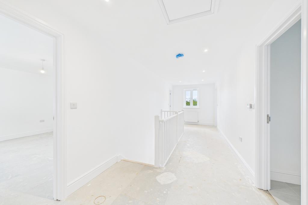 Ewe Move - Spalding - Pinstock Lane - Landing