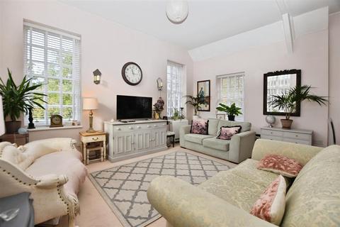 undefined, Worsley House, 894 Hessle Road, Hull